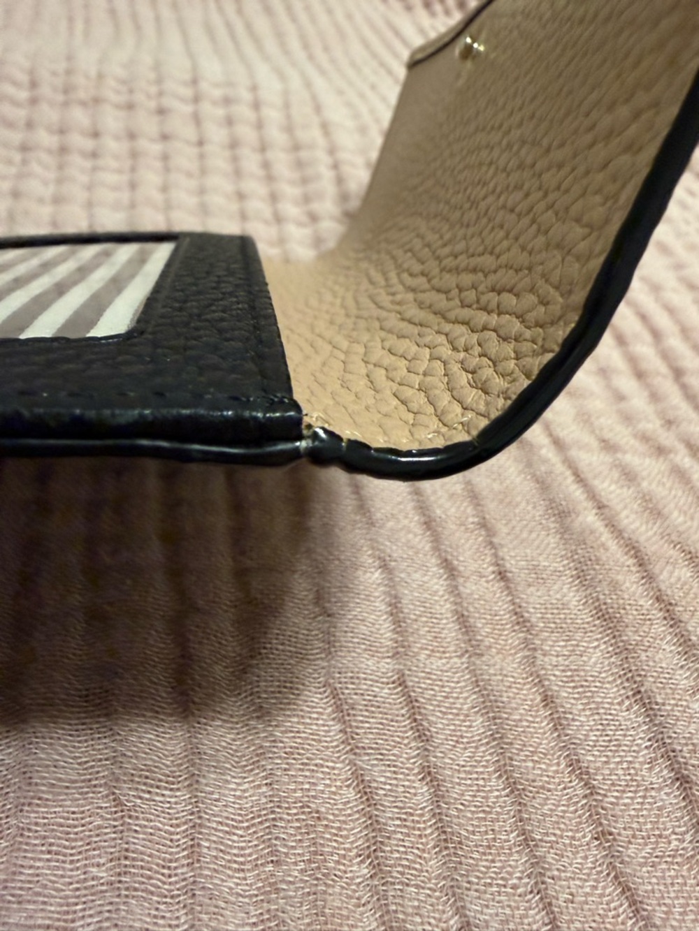 Kate Spade ♠️ Two-Tone Light Tan and Black Pebbled Leather Wallet - Picture 10 of 11